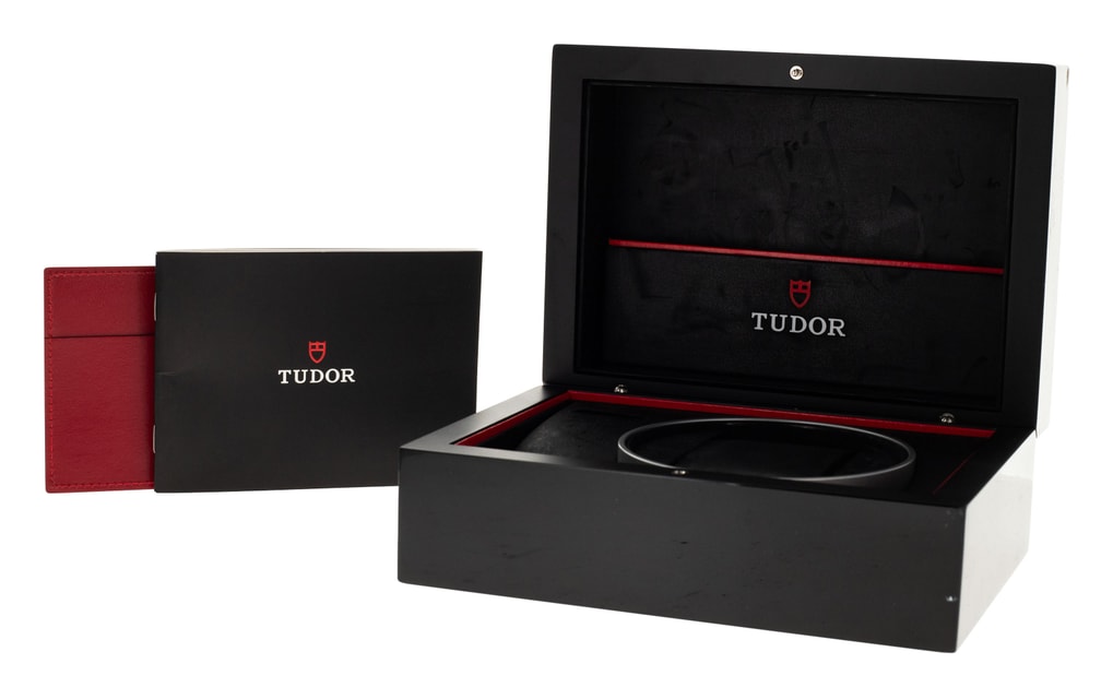 Tudor Heritage Chronograph M70330N-0005 Image 4